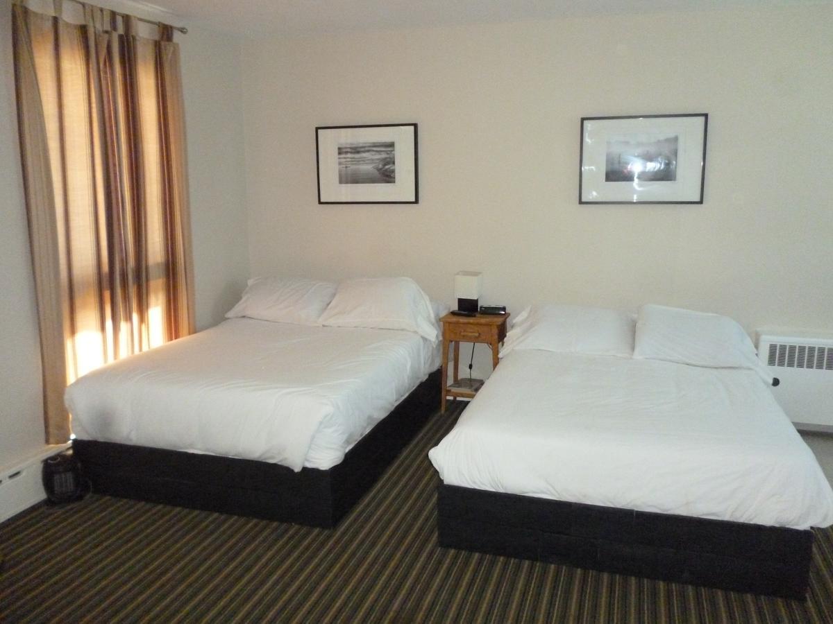 Wheel Inn Motel New Liskeard Room photo